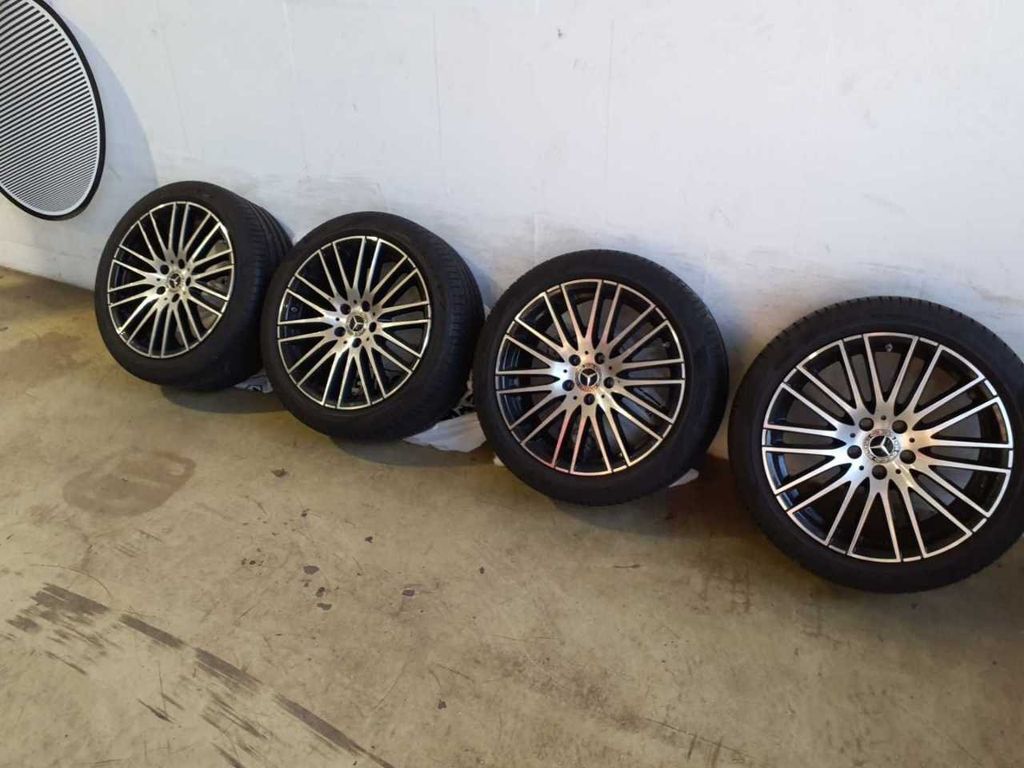 Mercedes-Benz C 200 2023