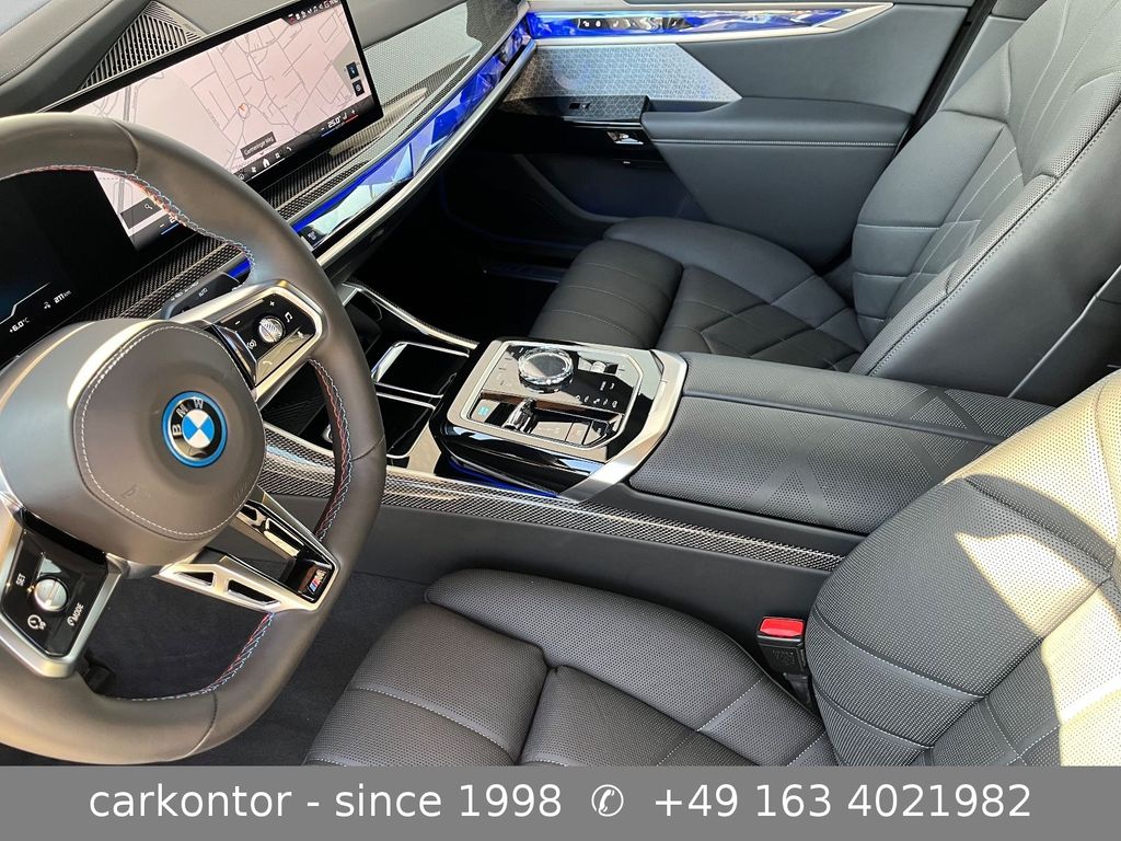 BMW i7 2024