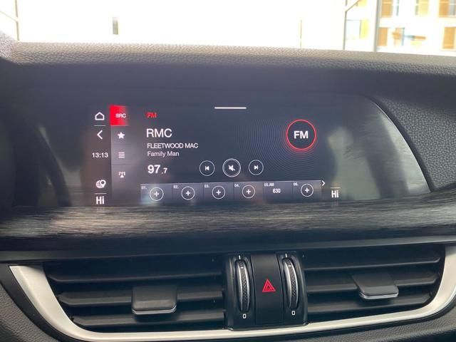 Alfa Romeo Stelvio 2021