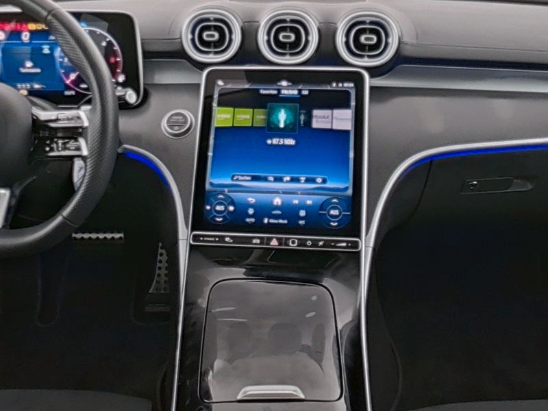 Mercedes-Benz C 220 2025