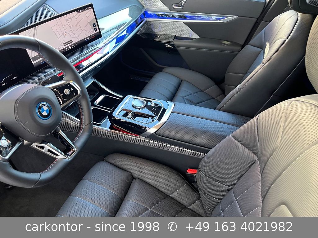 BMW i7 2024