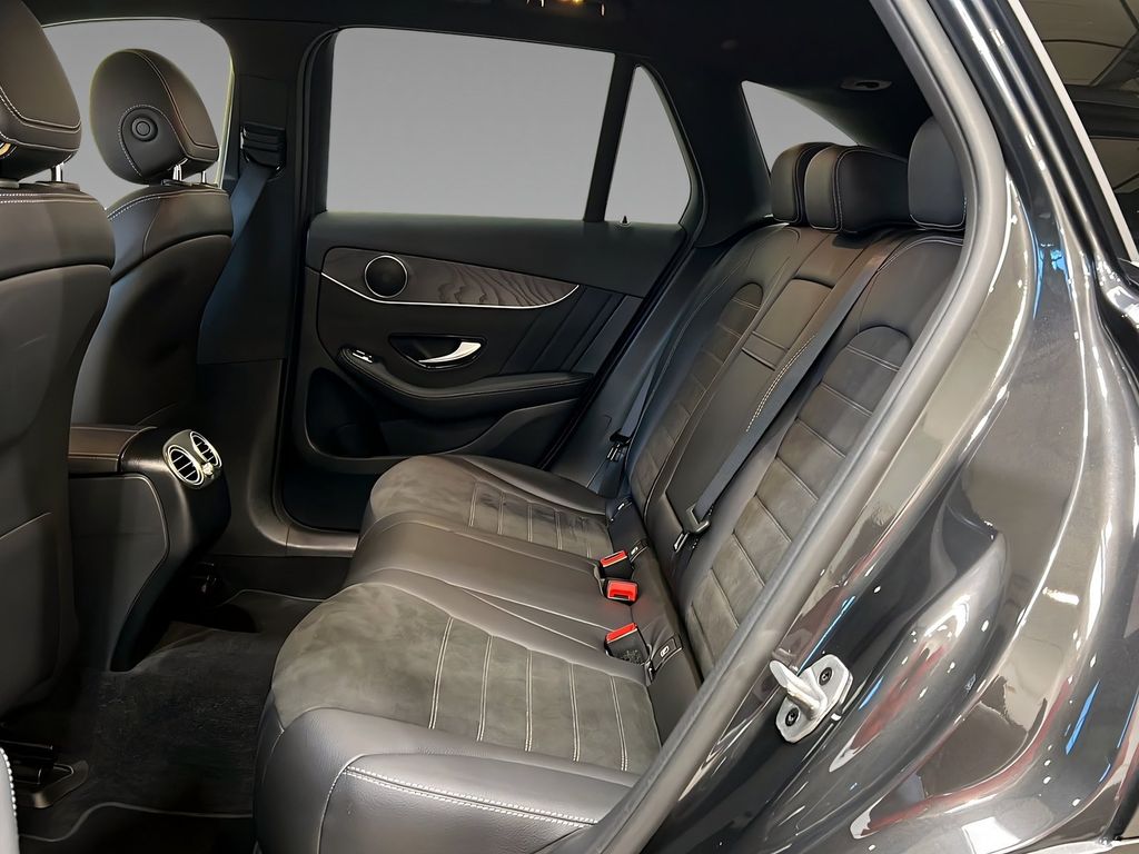 Mercedes-Benz GLC 300 2021