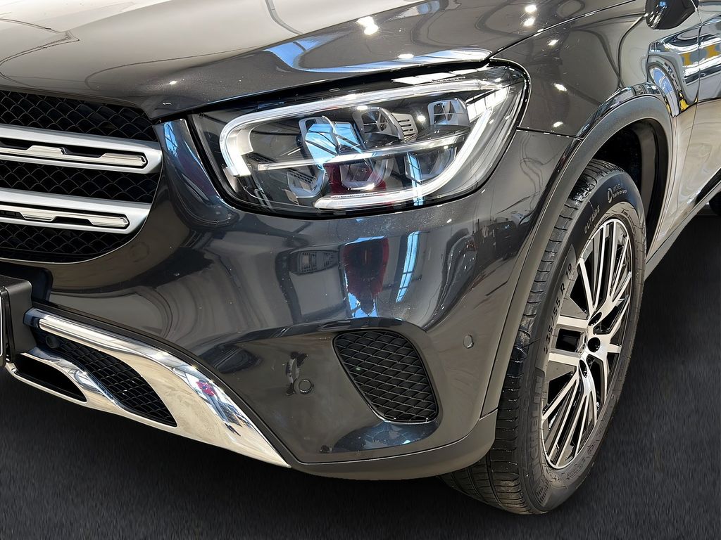 Mercedes-Benz GLC 300 2021