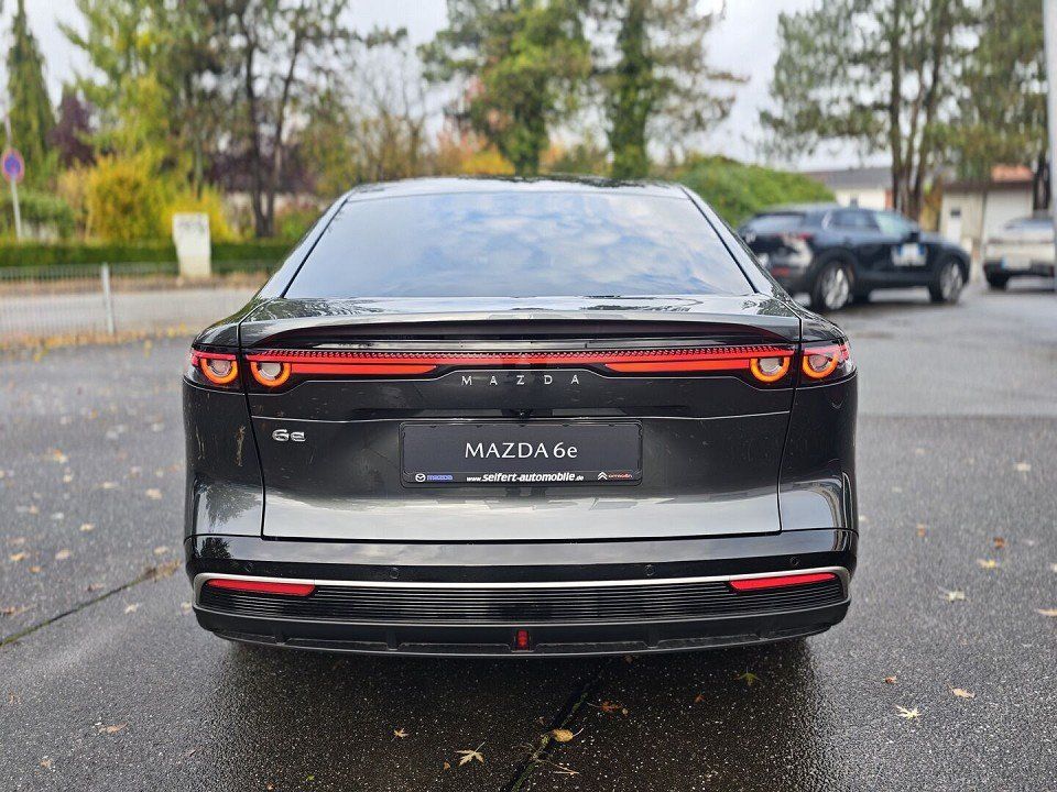 Mazda 6e