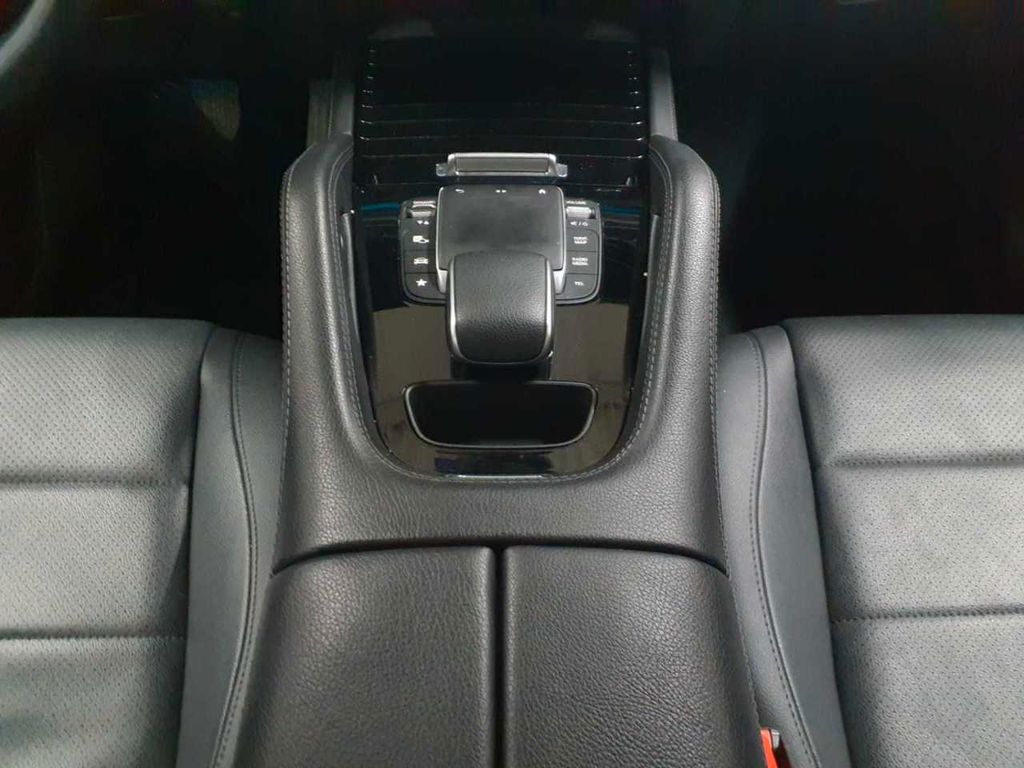 Mercedes-Benz GLE 300 2022