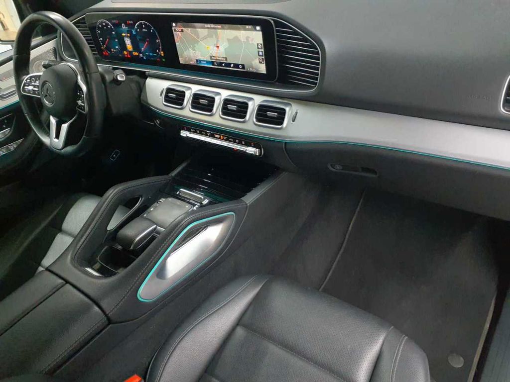 Mercedes-Benz GLE 300 2022