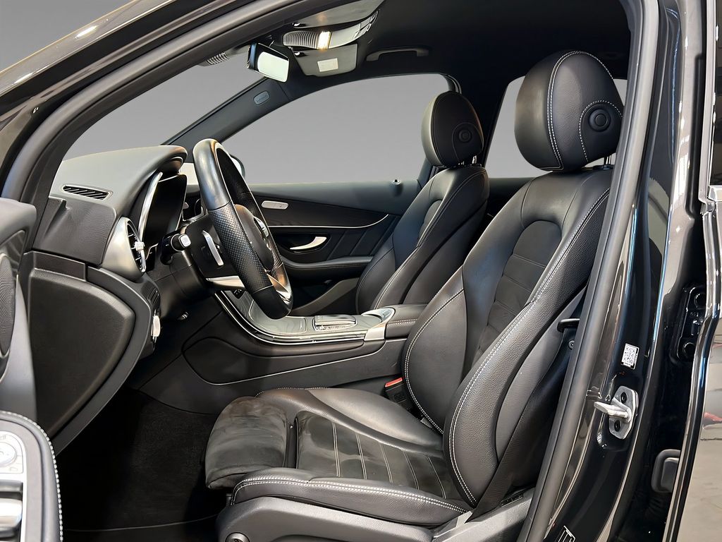 Mercedes-Benz GLC 300 2021