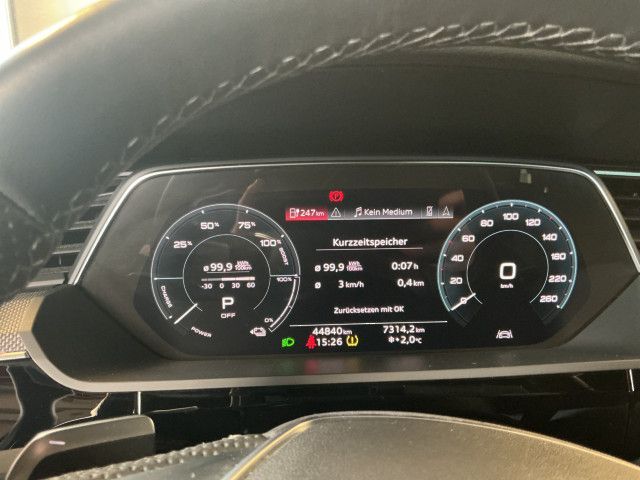 Audi e-tron 2023