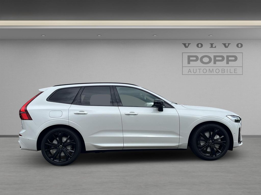 Volvo XC60 2025