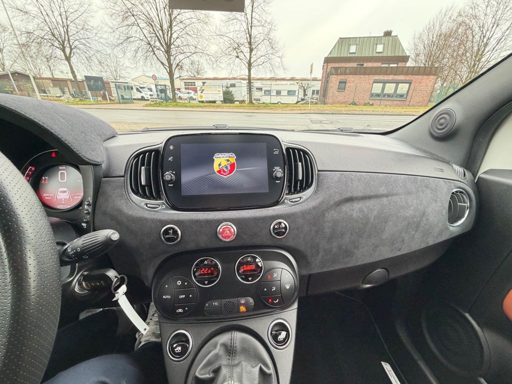Abarth 595 2022