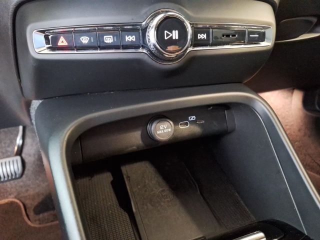 Volvo XC40 2022