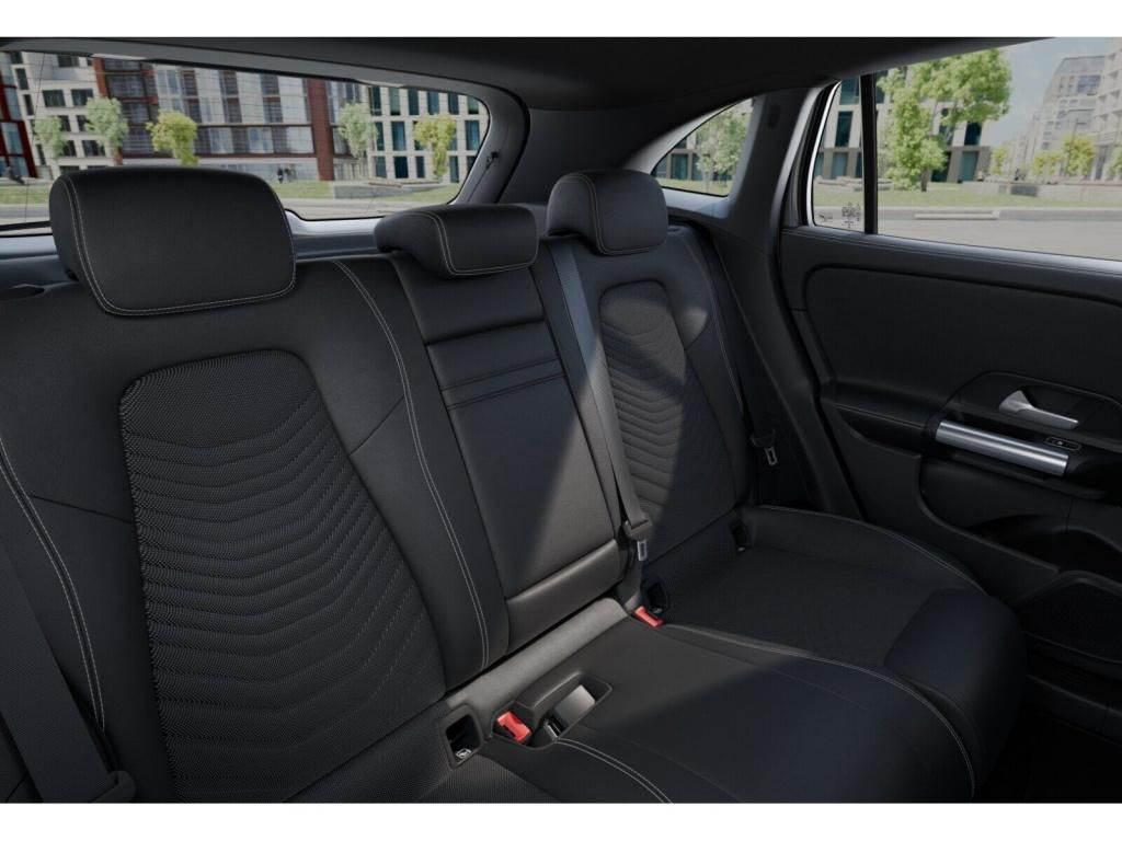 Mercedes-Benz EQA 2025