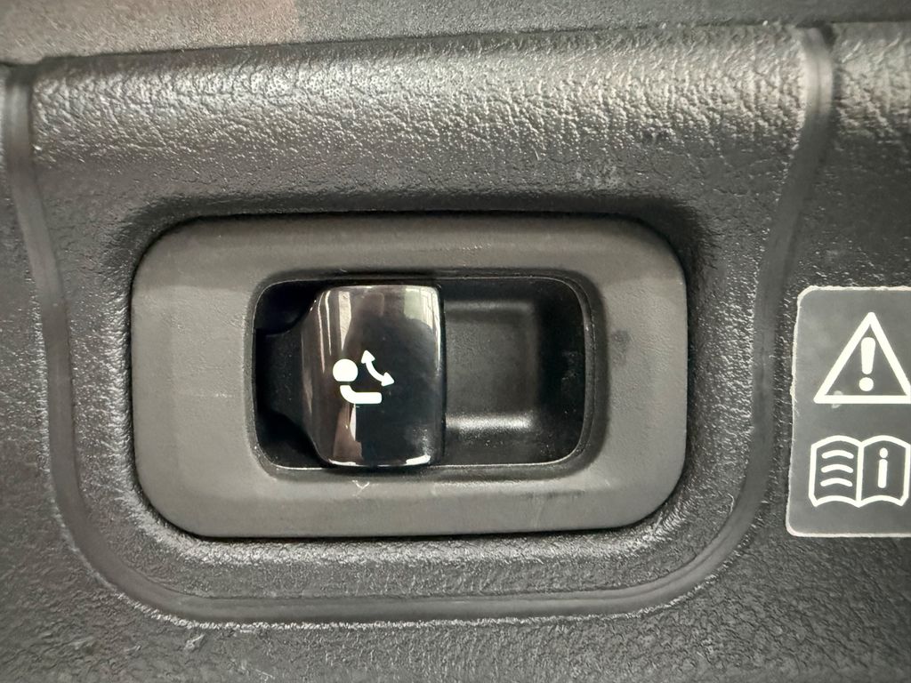 Mercedes-Benz C 200 2023