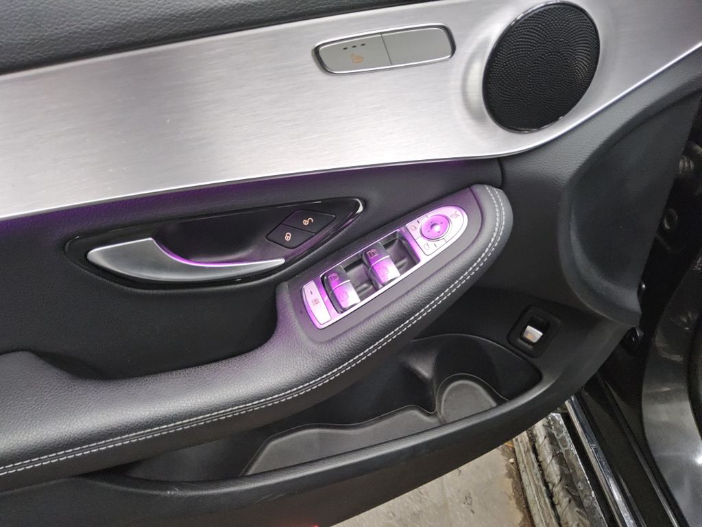 Mercedes-Benz C 300 2020