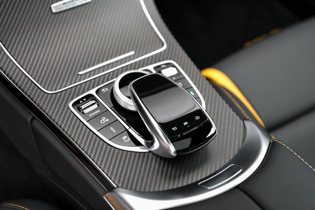 Mercedes-Benz C 63 AMG 2024