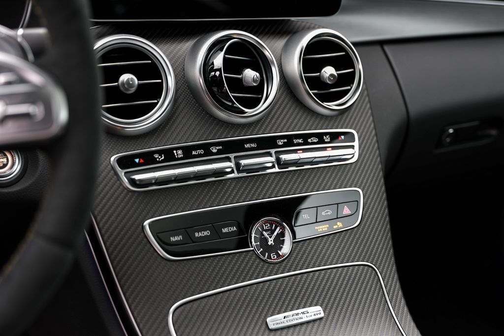 Mercedes-Benz C 63 AMG 2024