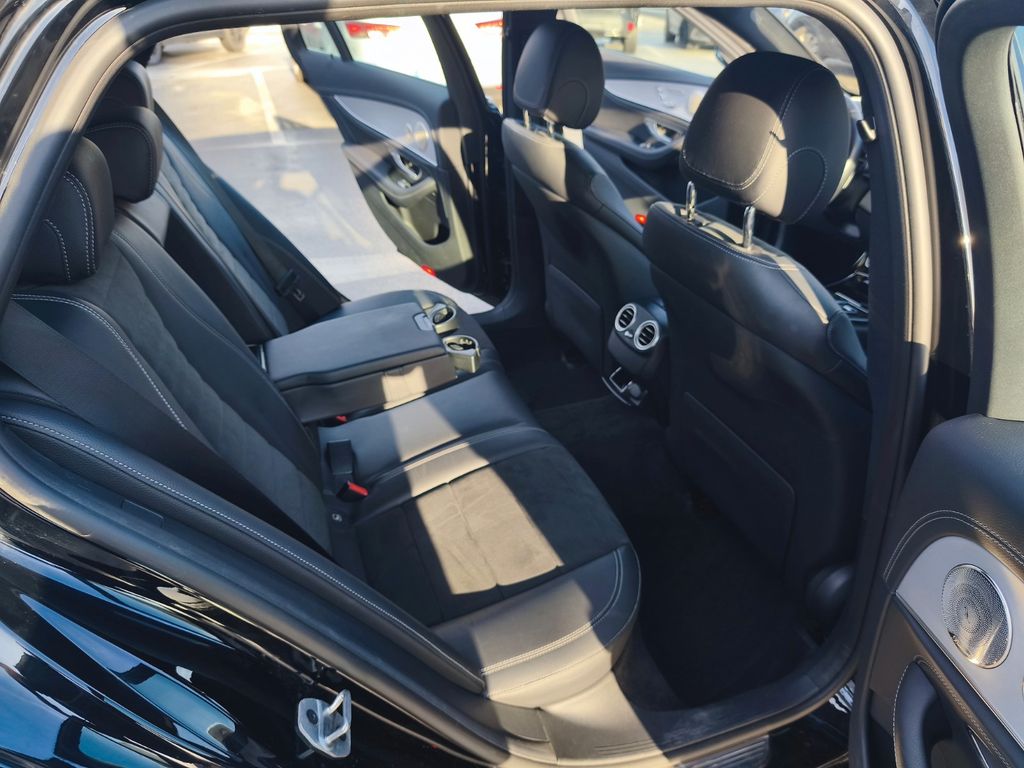 Mercedes-Benz E 300 2022