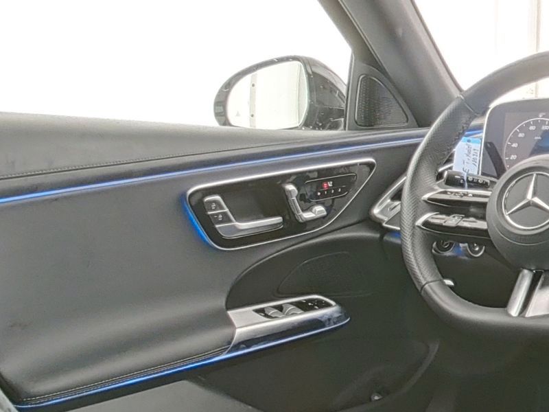 Mercedes-Benz E 220 2024