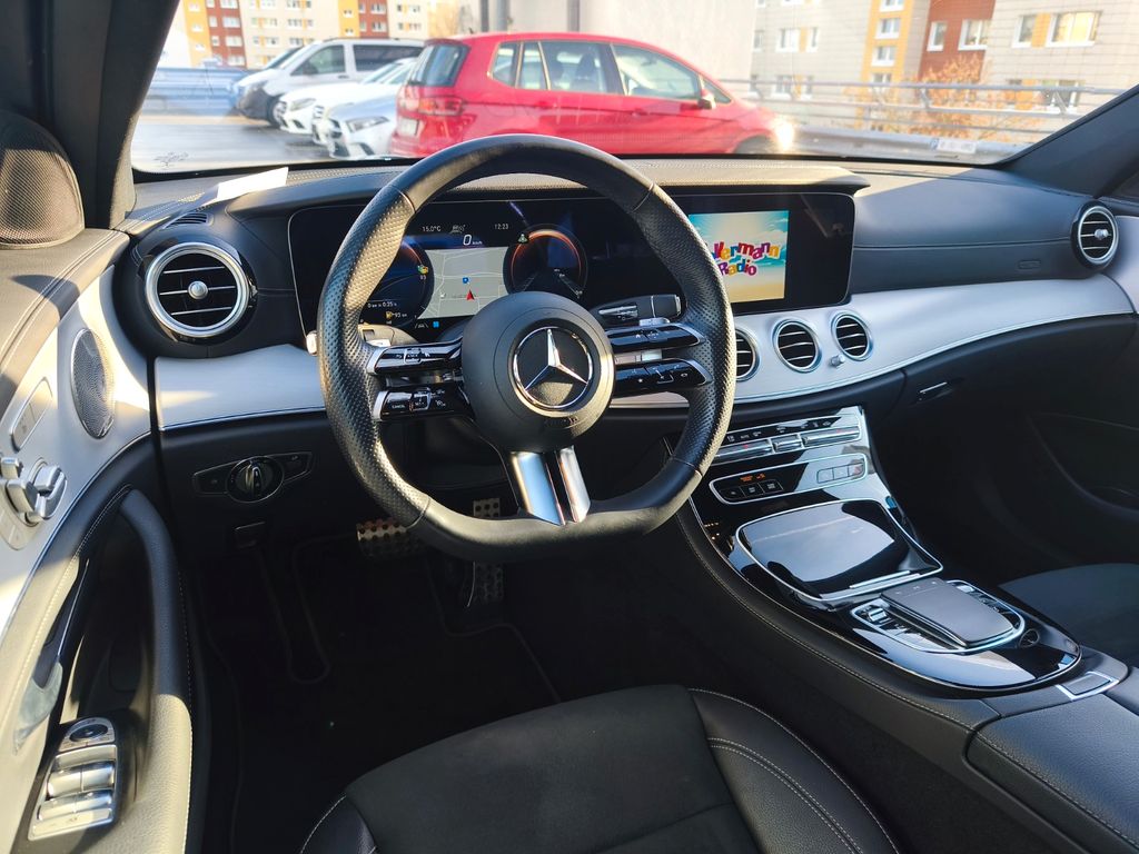 Mercedes-Benz E 300 2022