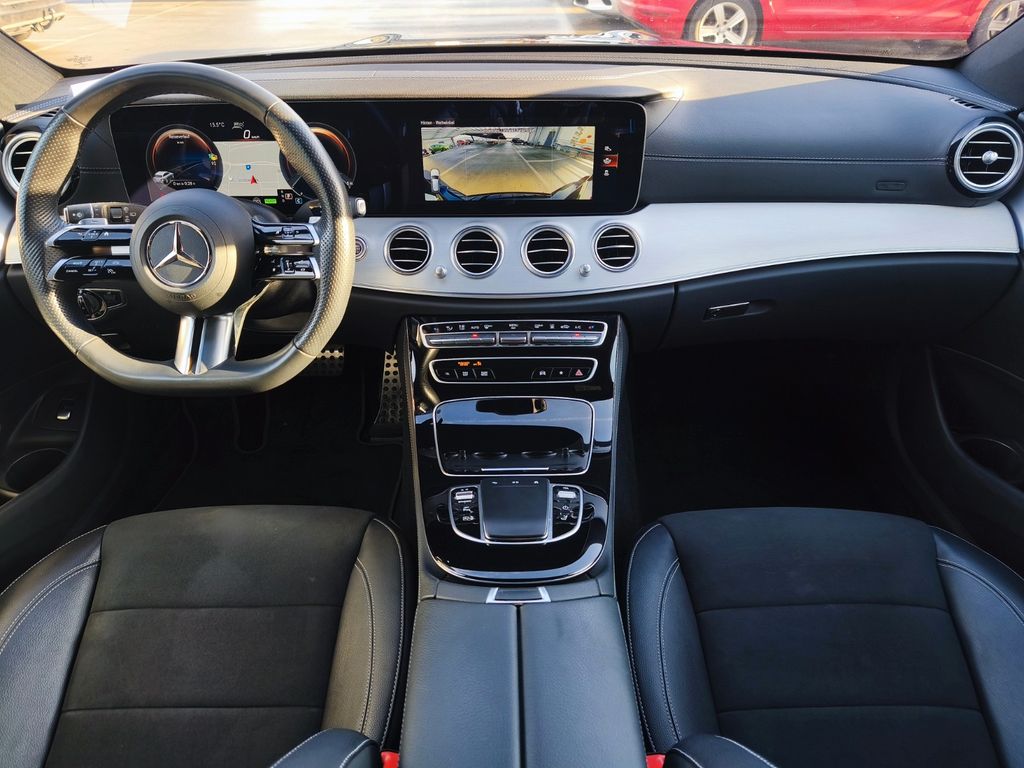 Mercedes-Benz E 300 2022