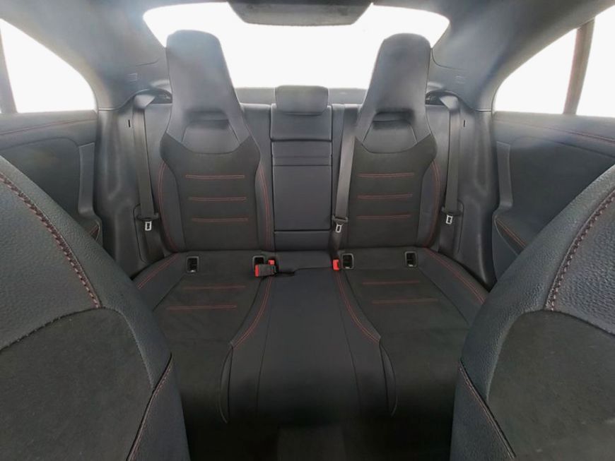 Mercedes-Benz CLA 200 2025