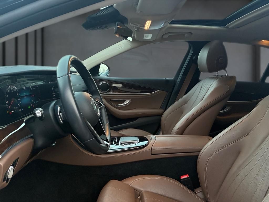 Mercedes-Benz E 220 2022