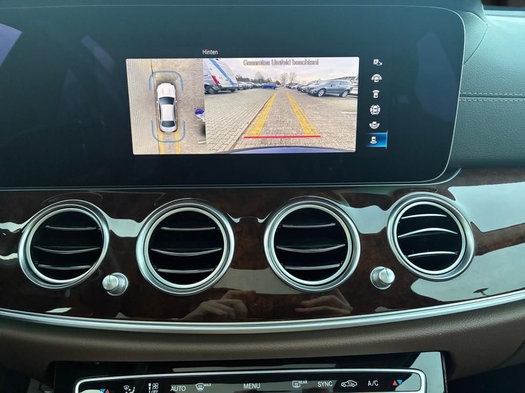 Mercedes-Benz E 220 2022