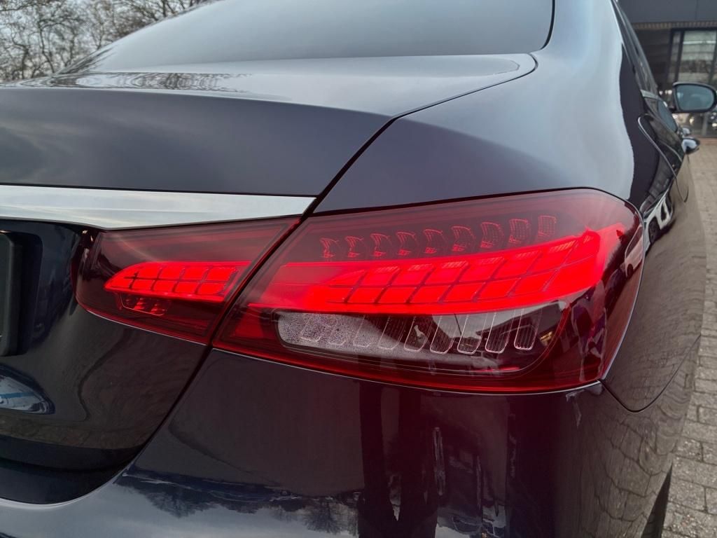 Mercedes-Benz E 220 2022