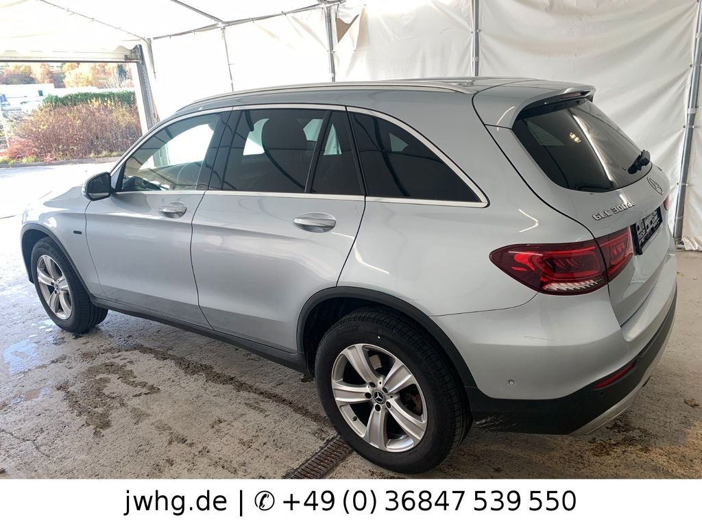 Mercedes-Benz GLC 300 2021
