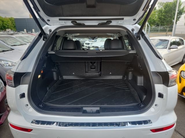 Mitsubishi Plug-in Hybrid Outlander 2025