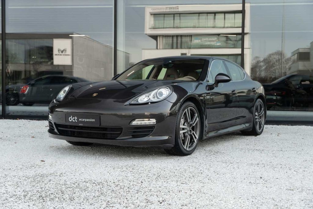 Porsche Panamera 2013
