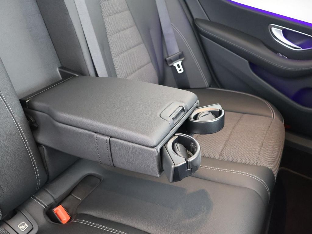 Mercedes-Benz E 300 2022