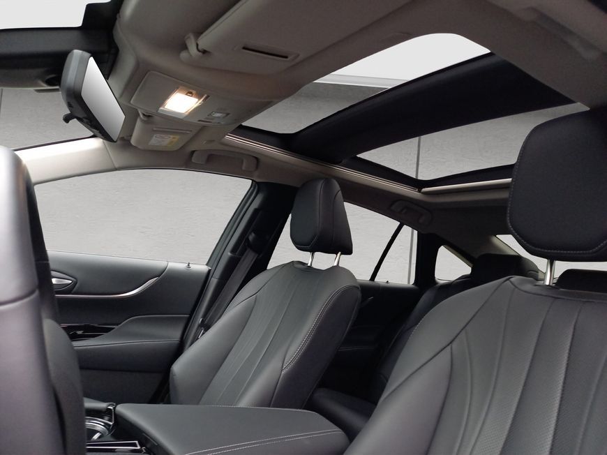 Toyota Mirai 2025