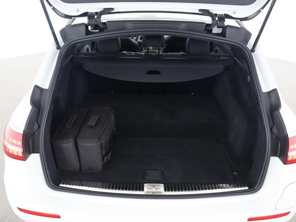 Mercedes-Benz E 300 2022