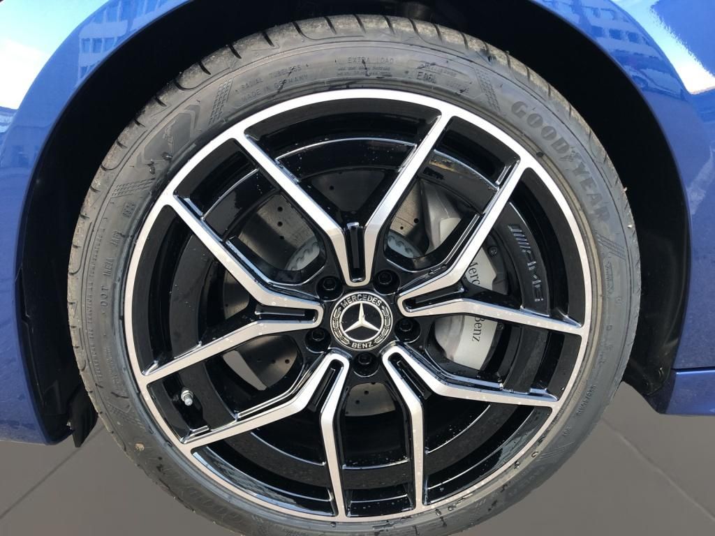 Mercedes-Benz C 300 2024