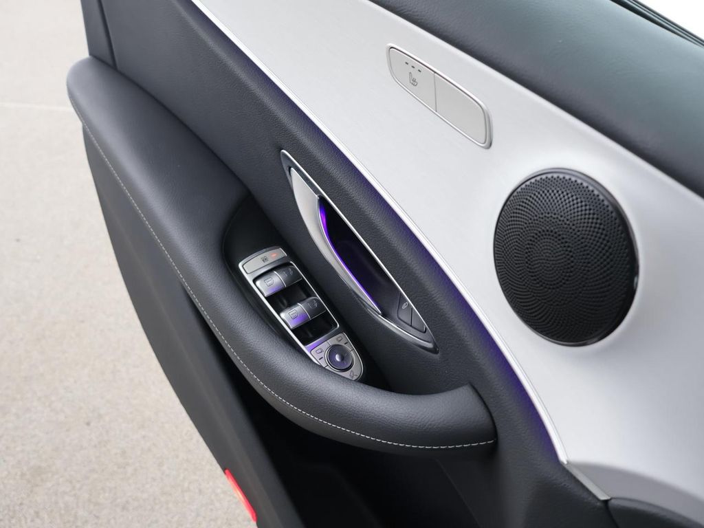 Mercedes-Benz E 300 2022