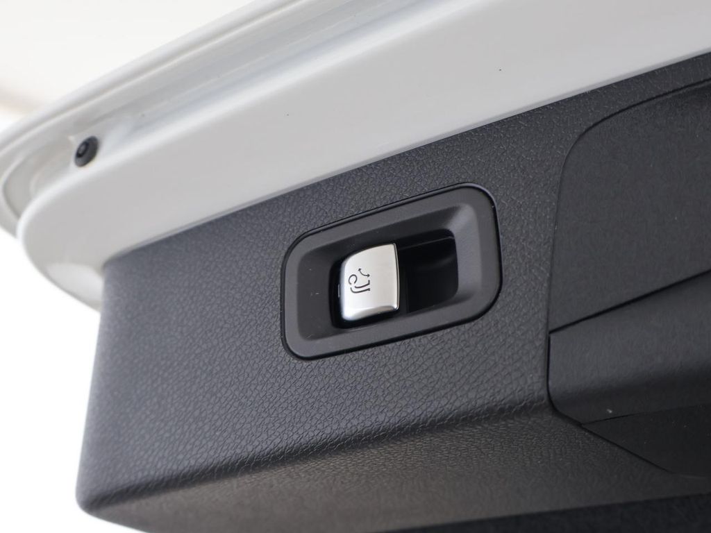 Mercedes-Benz E 300 2022