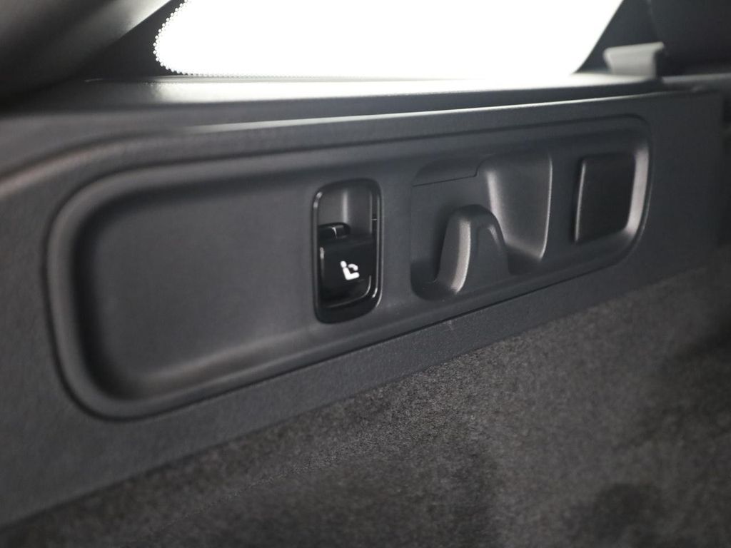 Mercedes-Benz C 220 2026