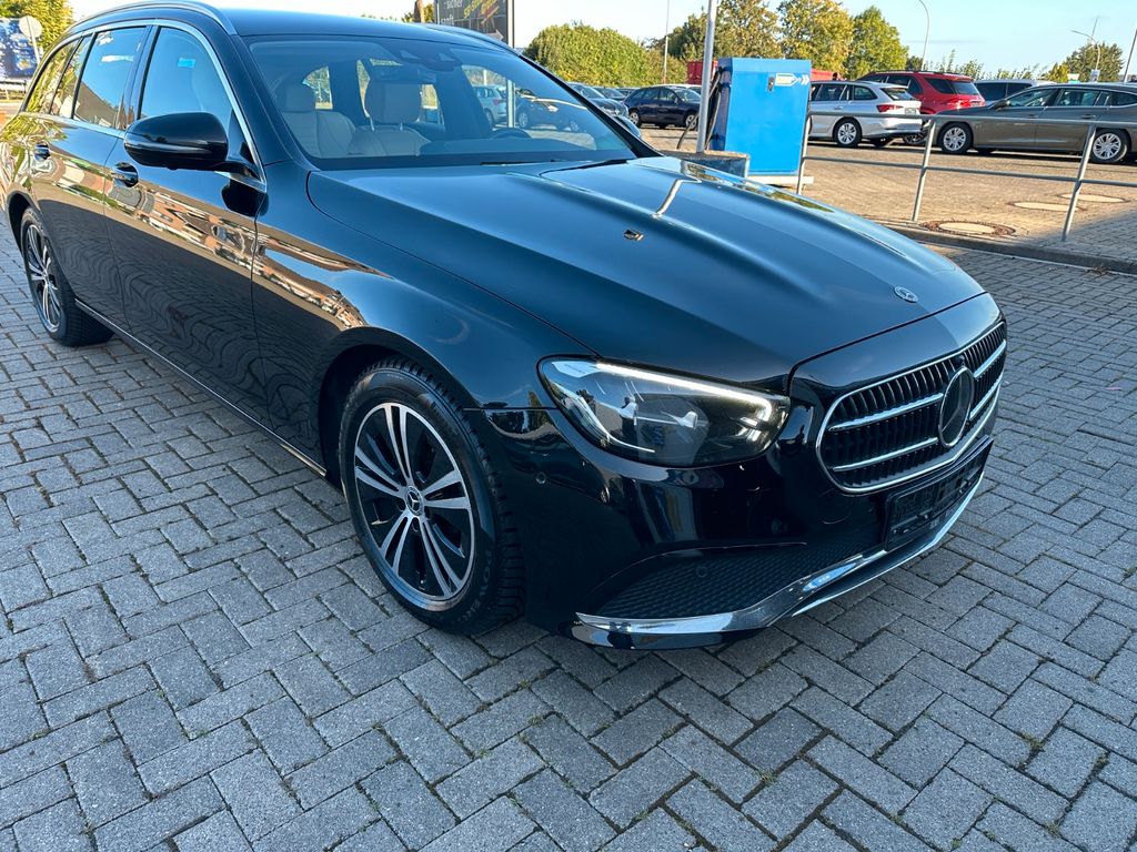 Mercedes-Benz E 220 2021