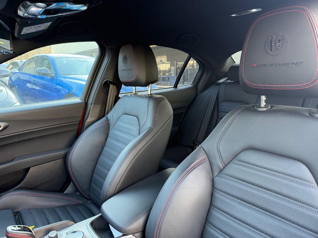 Alfa Romeo Giulia 2023