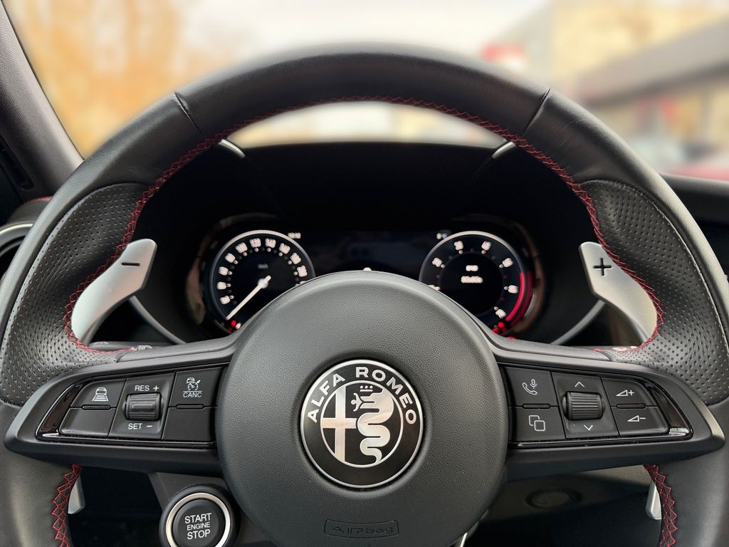 Alfa Romeo Giulia 2023