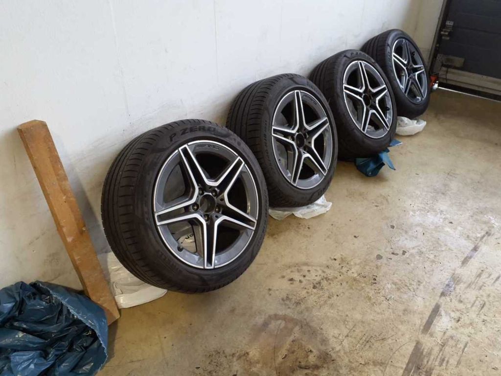 Mercedes-Benz E 300 2020