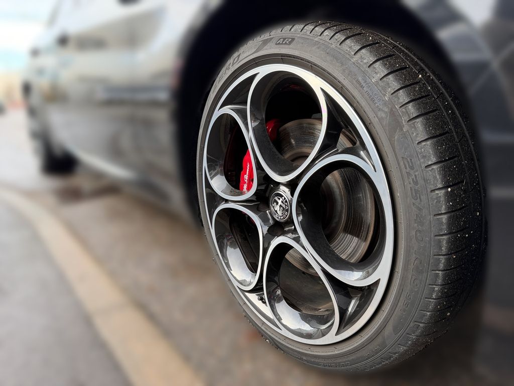 Alfa Romeo Giulia 2023