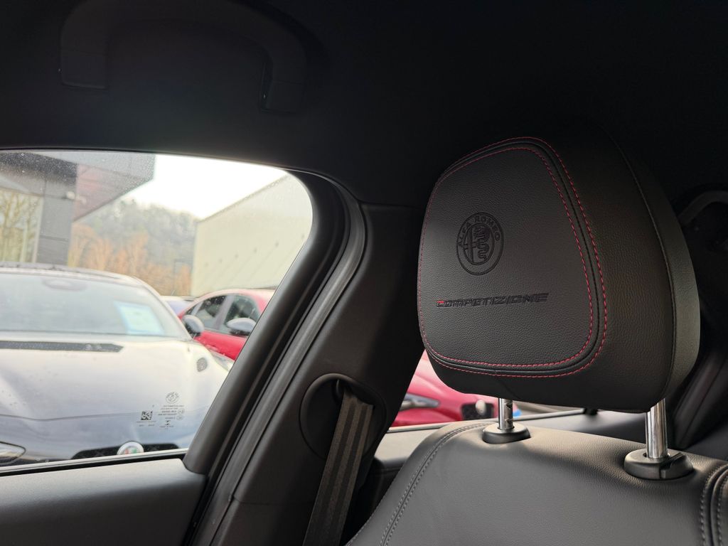 Alfa Romeo Giulia 2023