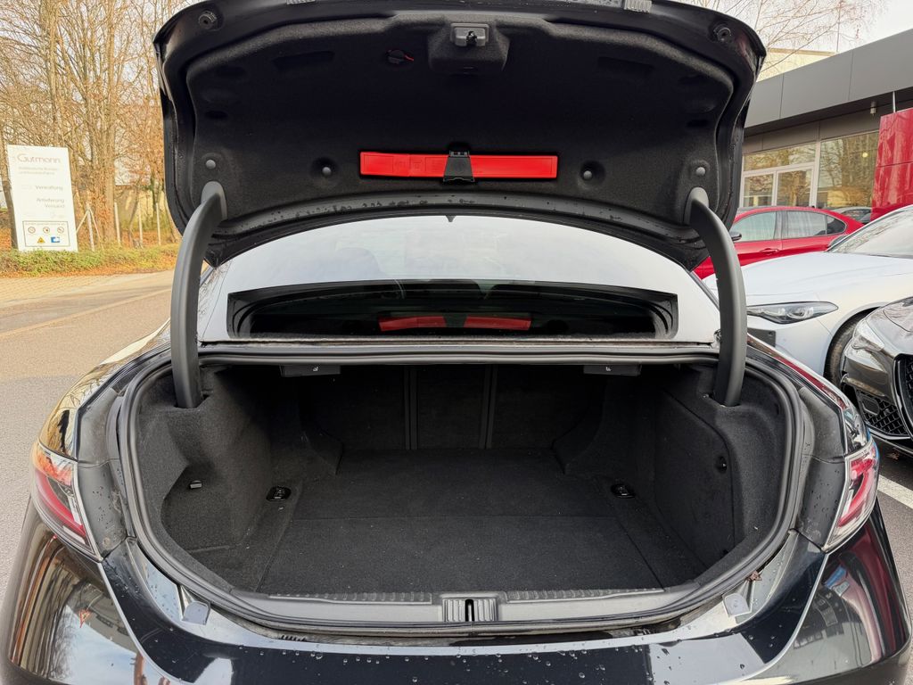 Alfa Romeo Giulia 2023