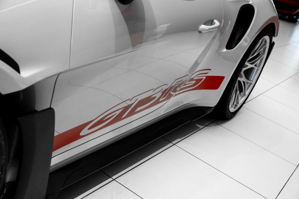 Porsche 992 2024