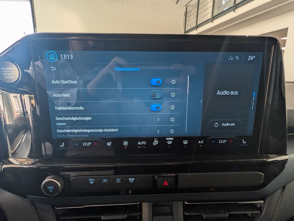 Ford Tourneo Custom 2025