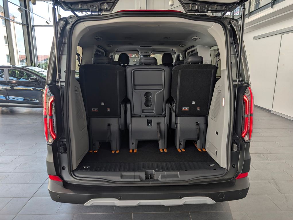Ford Tourneo Custom 2025
