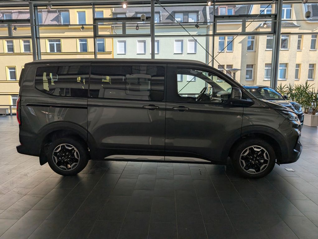Ford Tourneo Custom 2025