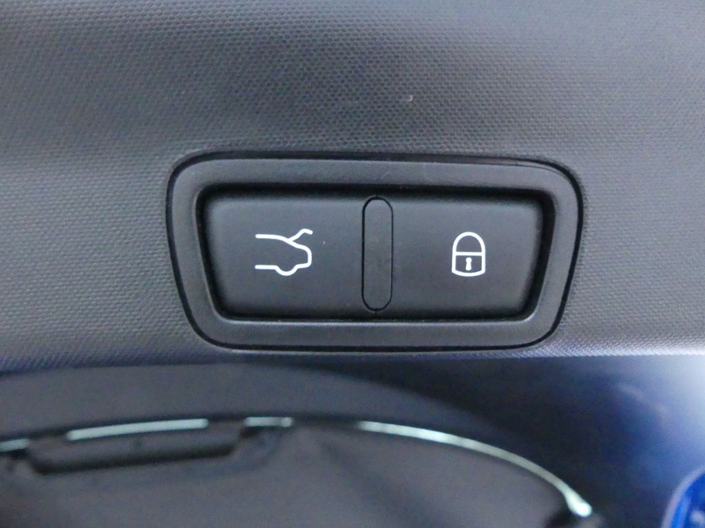 Alfa Romeo Stelvio 2023